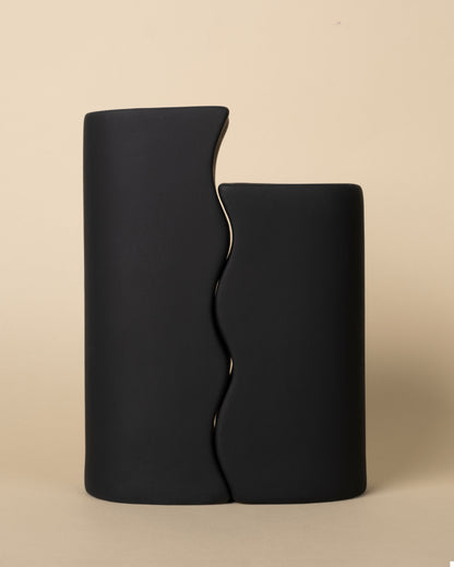 Couple Midnight Romance Minimalist Vase Set (2-Piece, Black)