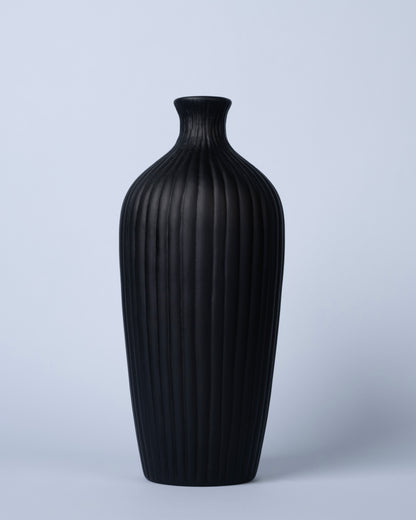 Saroi Noir Luxe Statement Vase Set (3-Piece, Black)